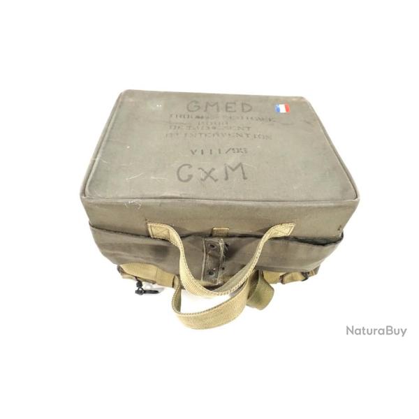 Trousse mdicale pour dtachement d'intervention arme franaise