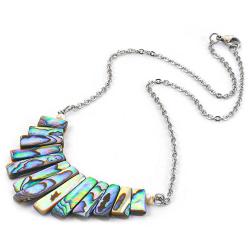 Collier cha&icirc;ne avec lamelles de nacre abalone paua