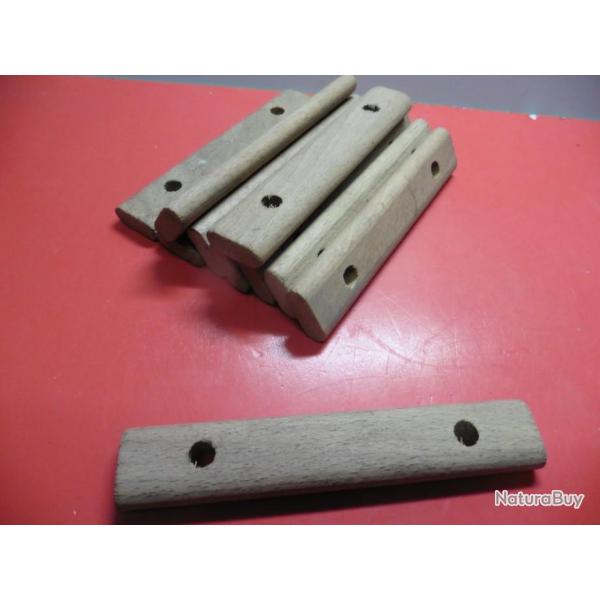 WW2 - Lot de 10 Tendeurs bois pour tente US