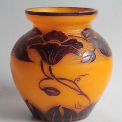 Vase verre VAL Daum Verrerie Belle étoile