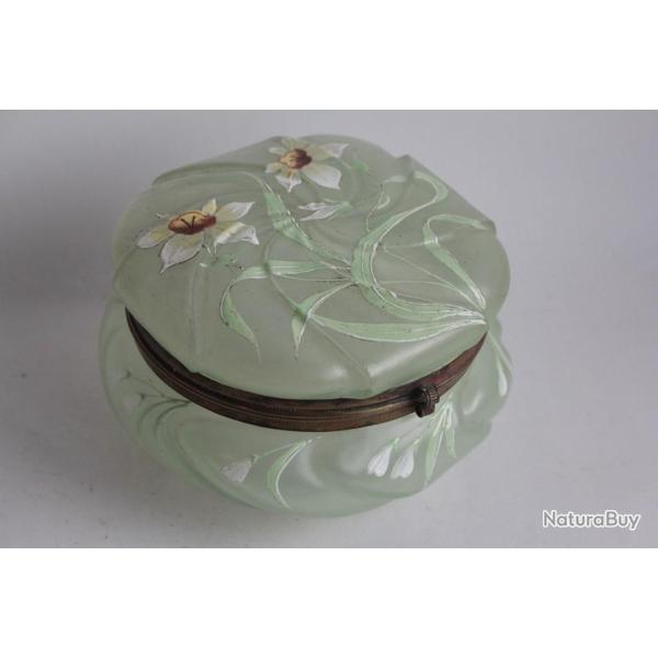 Bonbonni�re verre �maill� Napol�on III