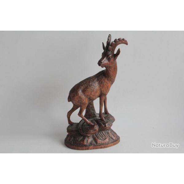 Bouquetin bois sculpt� Art populaire Suisse For�t Noire