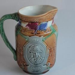 Pichet barbotine Centenaire Révolution française 1789 1889