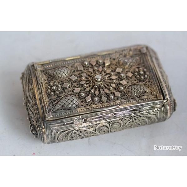 Boite Tabati�re oriental Filigrane d'argent