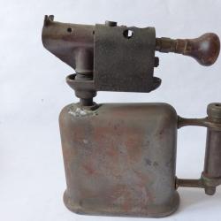 LLampe a souder ancienne outil