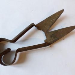 Forces anciennes ciseaux outils