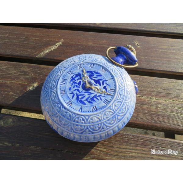 VINTAGE - RARE montre � gousset bouteille a liqueur en fa�ence (Vers 1950-60)