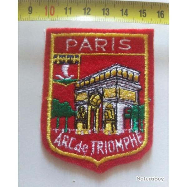 �cusson brod� : " PARIS - ARC DE TRIOMPHE "