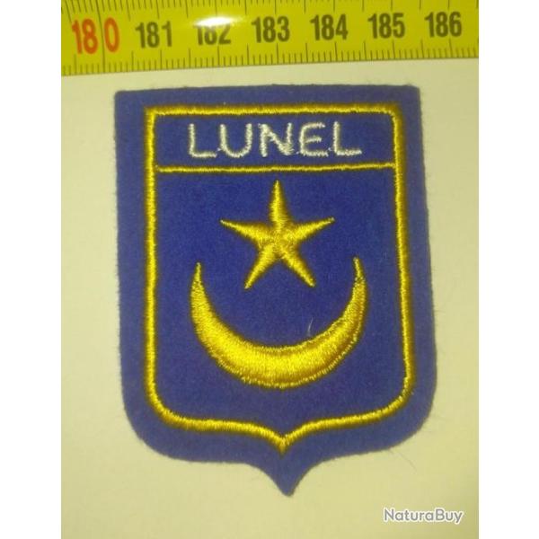 �cusson tissu brod� : " LUNEL ".