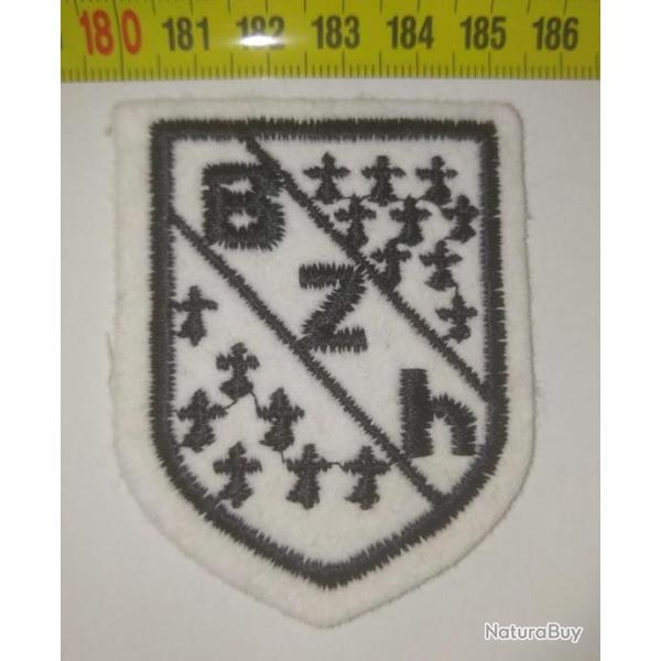 �cusson tissu brod� : " BZH ".