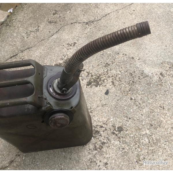 bec verseur jerrican jerrycan us bidon ww2 1er mod�le � vis jeep arm�e fr 1954