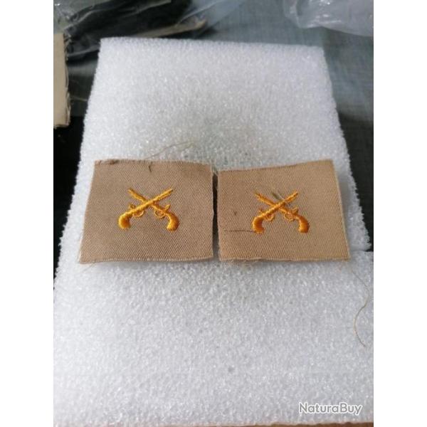 Lot de collars officier arm�e us MILITARY POLICE WW2 original