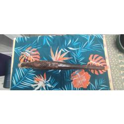 Crosse d'origine, ligne &eacute;l&eacute;gante,pour pistolet &agrave; silex.