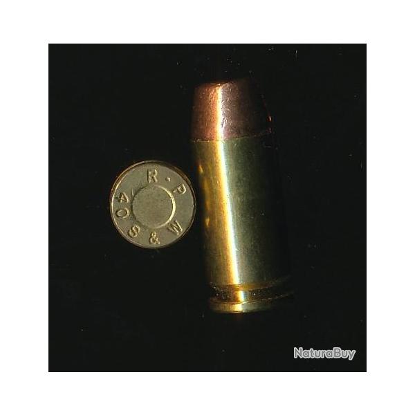 Une belle 40 Smith & Wesson  DE MANIPULATION USA par REMINGTON