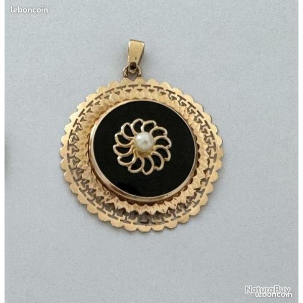 Pendentif ancien unique en or rose massif 18 carats, onyx et perle