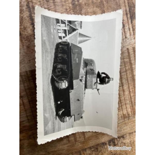Photo char Sherman Fran�ais Berry au bac