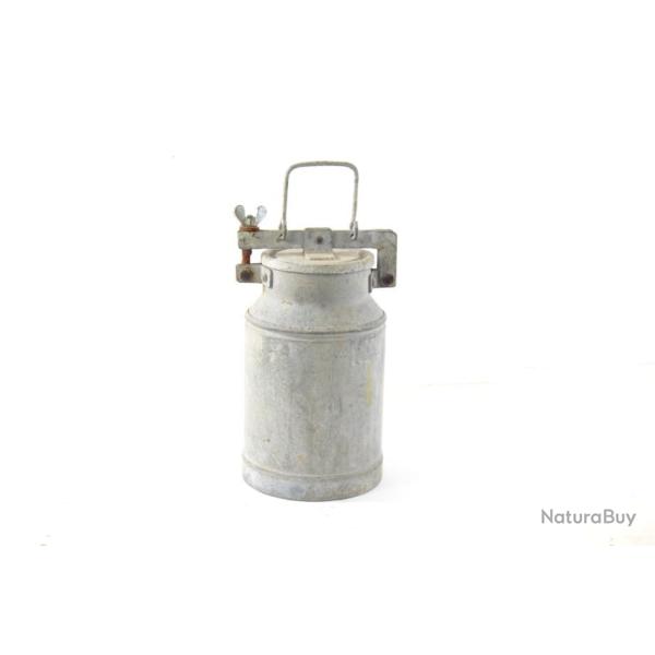 Ancien pot � carbure SNCF chemins de fer pour lampe. Train locomotive gare feroviaire