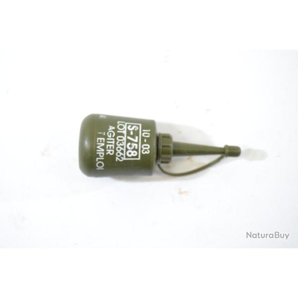 Huilier rglementaire FAMAS 10 2003 Arme Franaise. Burette de poigne famas F1 Compatible airsoft