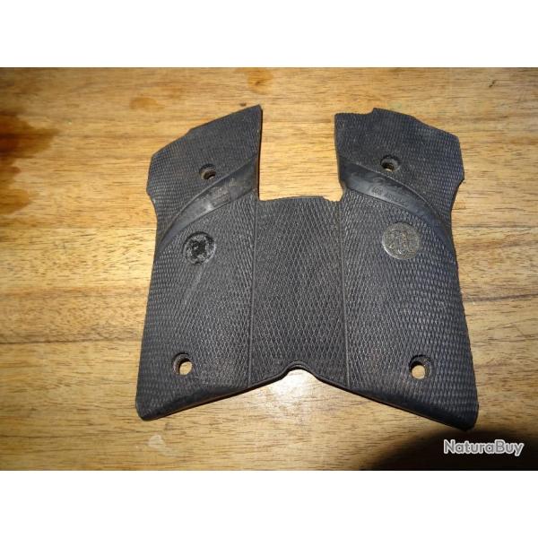 Poign�e Pachmayr pour S&W 59 (1 m�daillon absent)