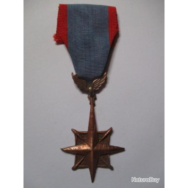 m�daille  Air Force Distinguished (2)
