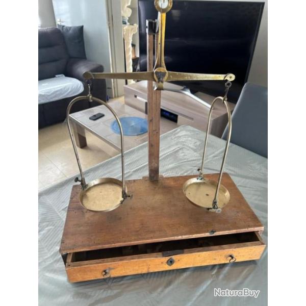 Ancienne Balance de Pharmacie (fonctionnelle)