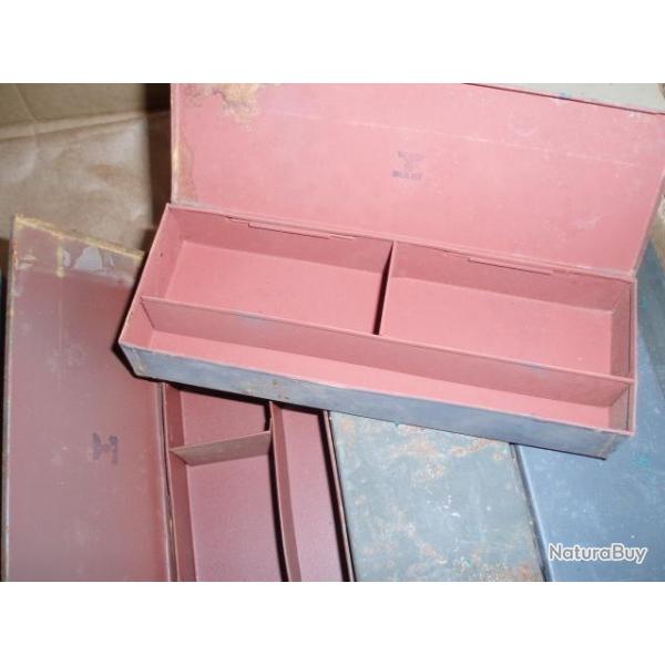 MG 34 / 42 , BOITE METAL POUR PIECES DE RECHANGE