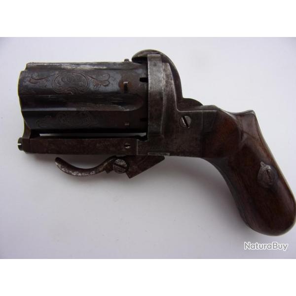 JOLIE POIVRIERE OU PISTOLET DE CUREE 7mm � broche