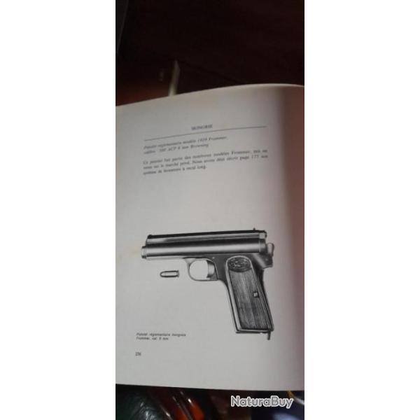 IMPOSANT LIVRE SUR LES ARMES:HISTOIRE DU PISTOLET DE JOSEPH FLORENTIS EDITION DE VICCHI 1978 292 PAG
