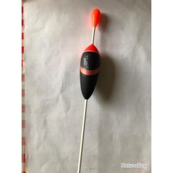 1 flotteur 20 gr  carnassier 100 coulissant et fixe Sensas p�che
