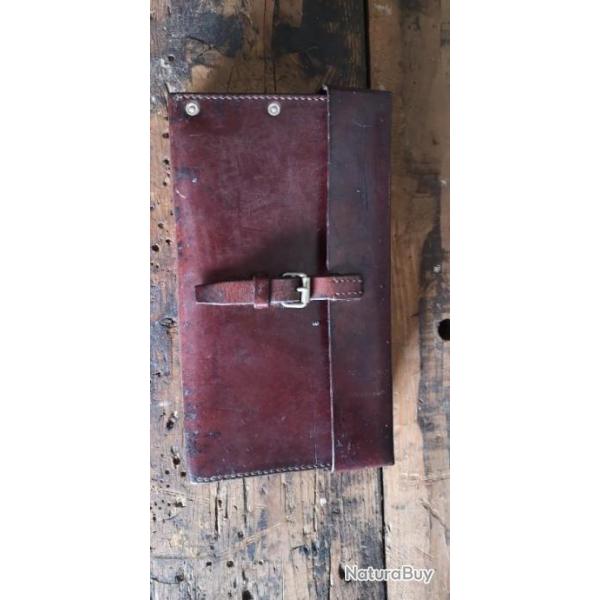 Etuit en cuir pour chargeur stg57 suisse