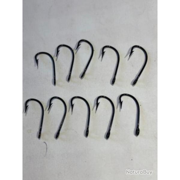 50 hame�on 160B  n 2 . Idem  9725 oeillet noir  p�che carnassier MUSTAD