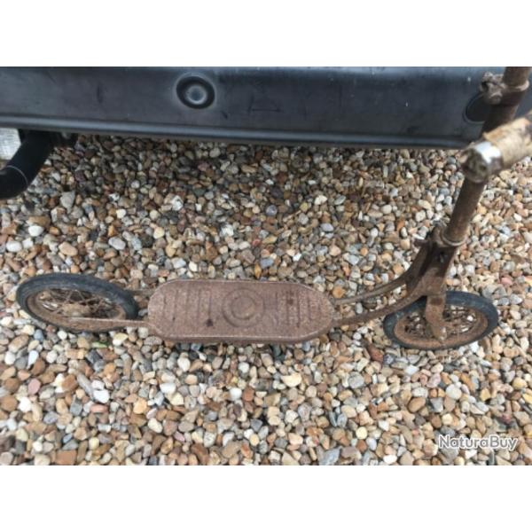 Trottinette ancienne