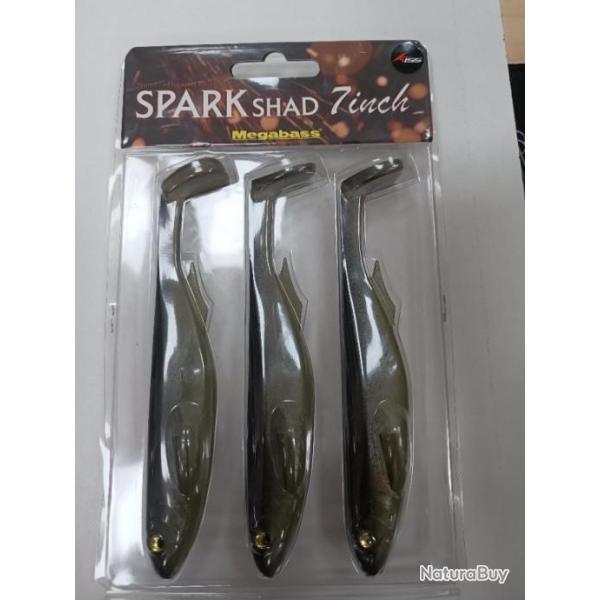 !!! Leurre MEGABASS SPARK SHAD 7 " COLOR 01 !!!