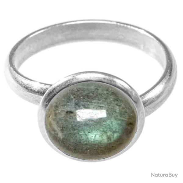 Bague argent�e avec cabochon rond en labradorite