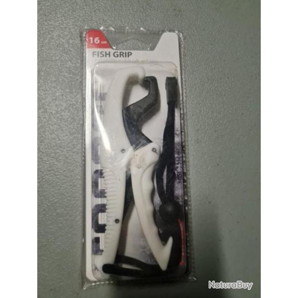 Pince � poisson 16cm