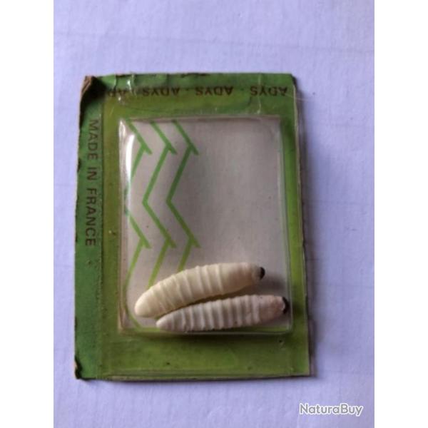 2 vers de bois leurre plastique adys p�che carnassier collection