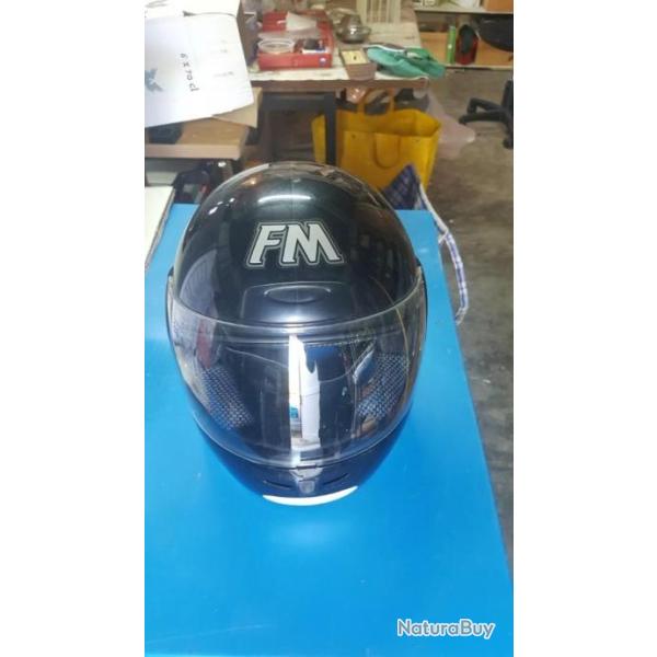 Casque moto type int�gral