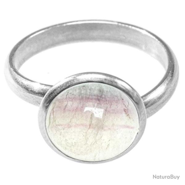 Bague argent�e avec cabochon rond en fluorite claire