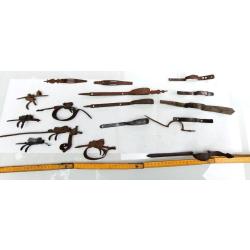 Pontetet sous garde vendu  &agrave; la pi&egrave;ce  de gauche &agrave; droite