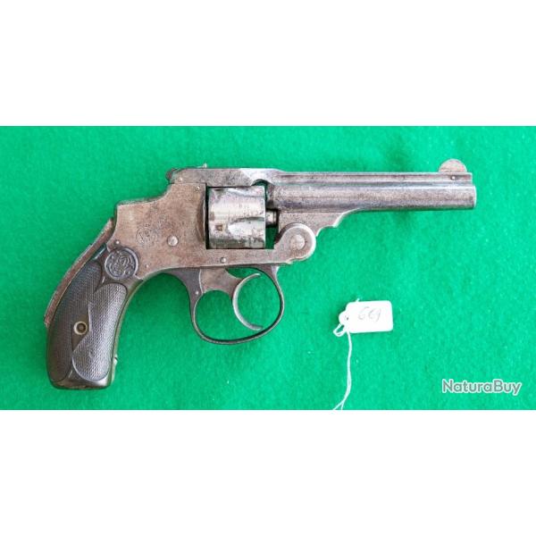 A SAISIR REVOLVER SMITH & WESSON MOD TOP BREAK cal 32 ref  REF 669