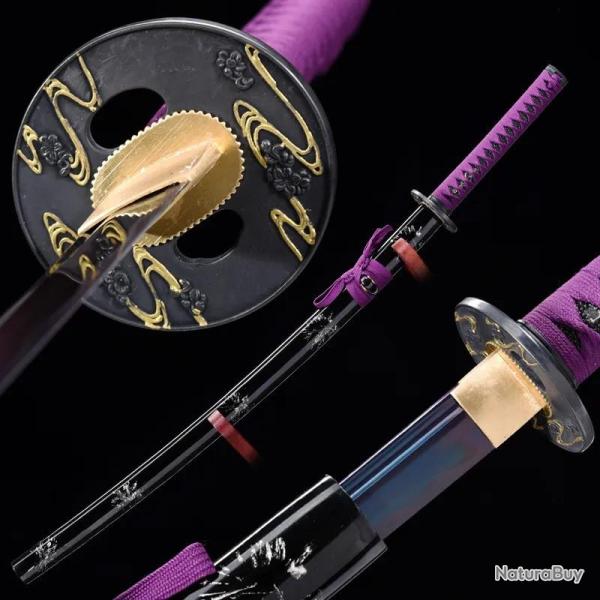 Katanas tranchant en acier carbone 1060 violet. Hamon v�ritable traitement argile.