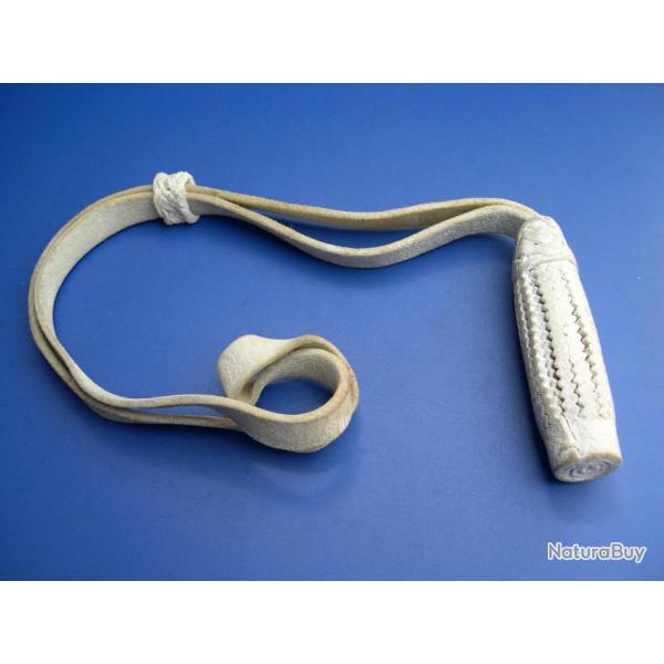 Trs belle dragonne d'officier en buffle blanc blanchie