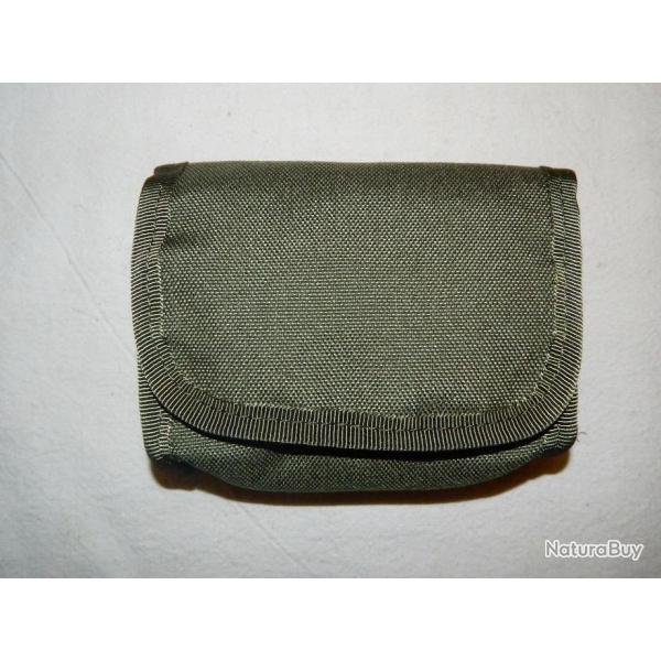 Etui de ceinture pour 10 cartouches vert