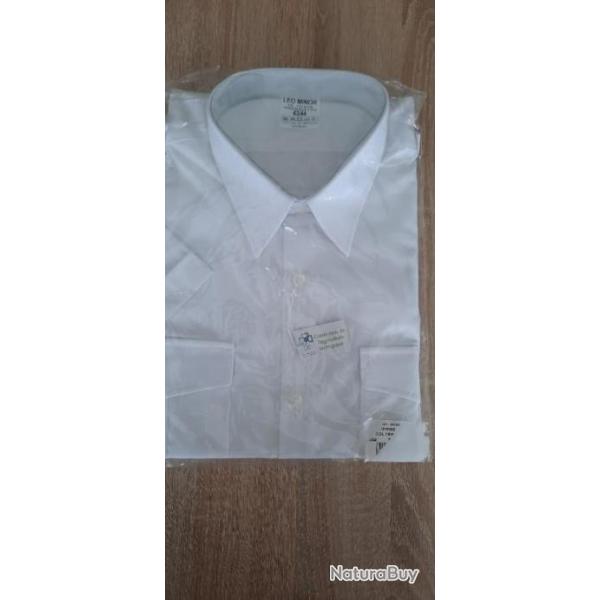 Chemise blanche manches courtes officier