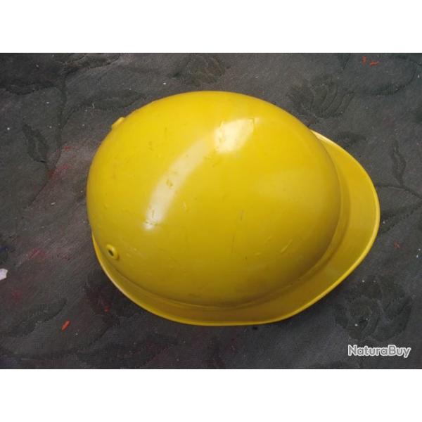 casque de pompier suisse