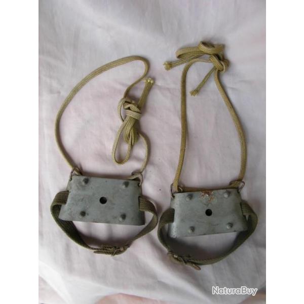 WW2/POSTWAR US PAIRE DE BOUT DE CRAMPONS DE SKI/GLACE MILITAIRE AM�RICAIN