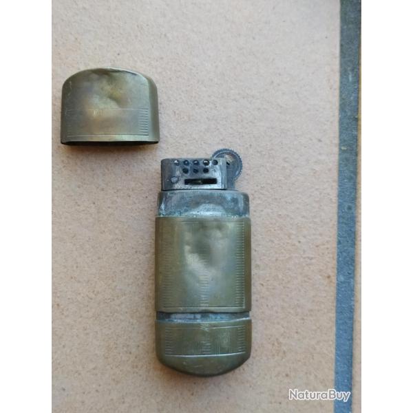 BRIQUET ANCIEN A ESSENCE  POILU SOLDAT MODELE N4