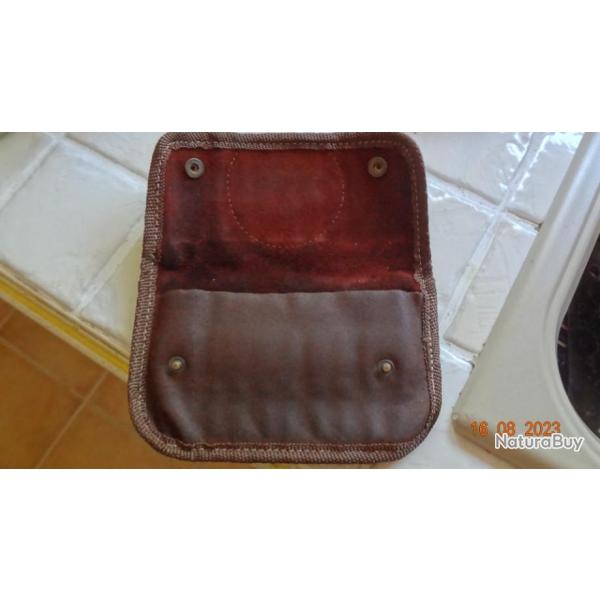 Pochette cuir balles