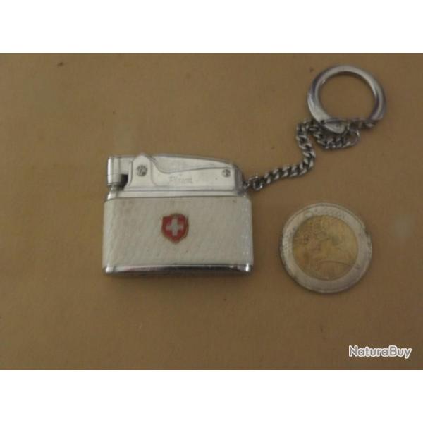 briquet  essence de l'arme suisse, jamais utilis