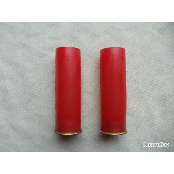 Pour collectionneur , 2 douilles neuves ancienne  95% plastique monobloc de ARNALDO SORCI.